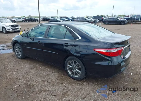 2017 Toyota Camry Se z USA, uszkodzony, nr VIN 4T1BF1FK1HU294658